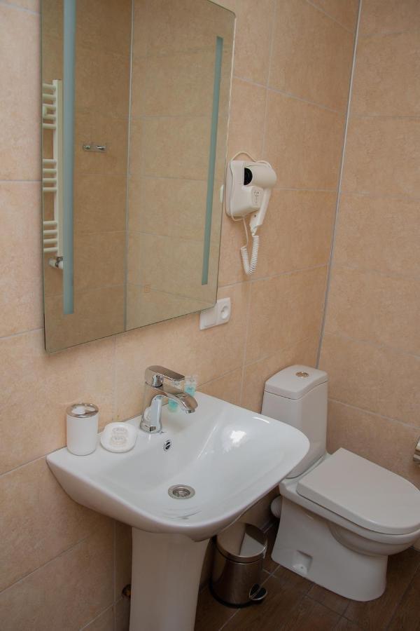 Likani Home Borjomi ภายนอก รูปภาพ